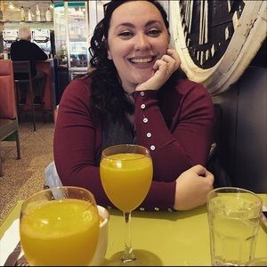 Meet your Posher, Melanie